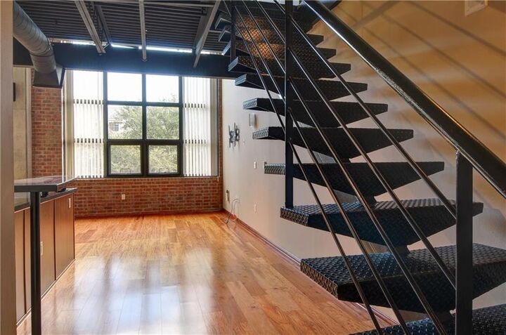 Property Photo: 3110 Thomas Avenue 307 TX 75204