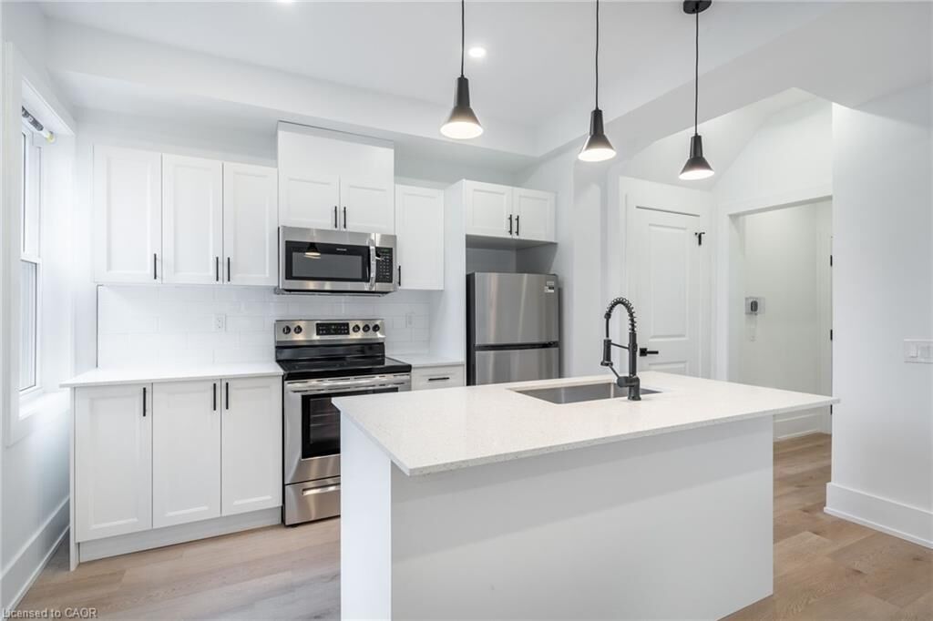 Property Photo:  204 Balsam Avenue S 2  ON L8M 3B8 
