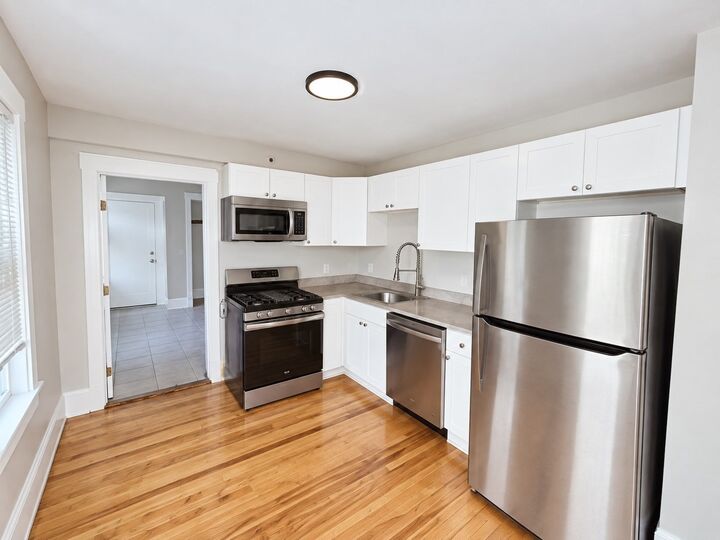 Property Photo:  46 Grove St 3  MA 01905 