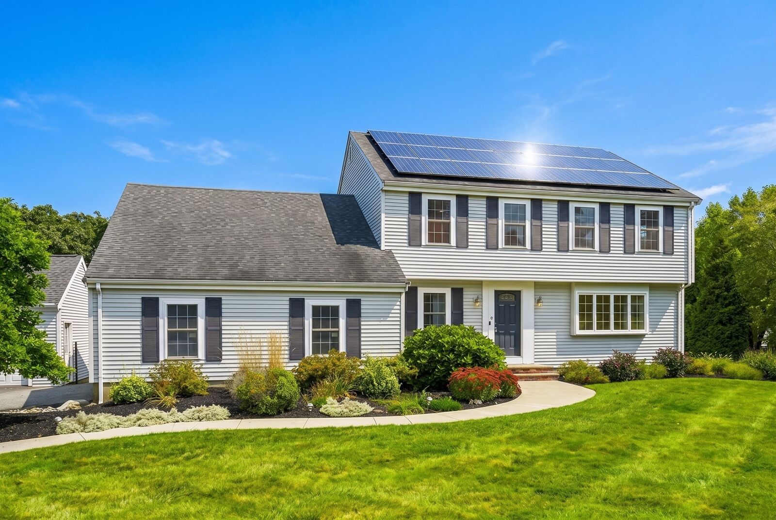 Property Photo: 6 Turner Dr MA 01864