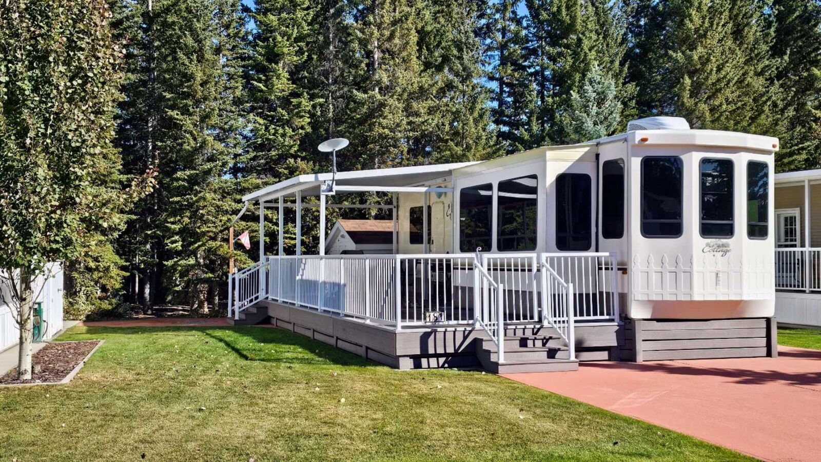 Property Photo:  32379 Range Road 55 181  AB T0M 1X0 