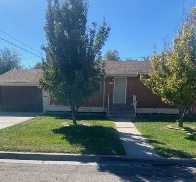 Property Photo: 357 W Pine ID 83201