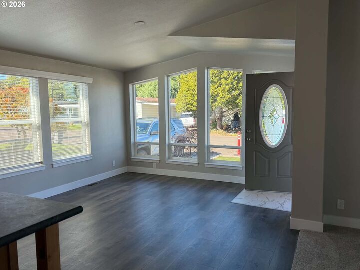 Property Photo: 4155 NE Three Mile Ln 25 OR 97128