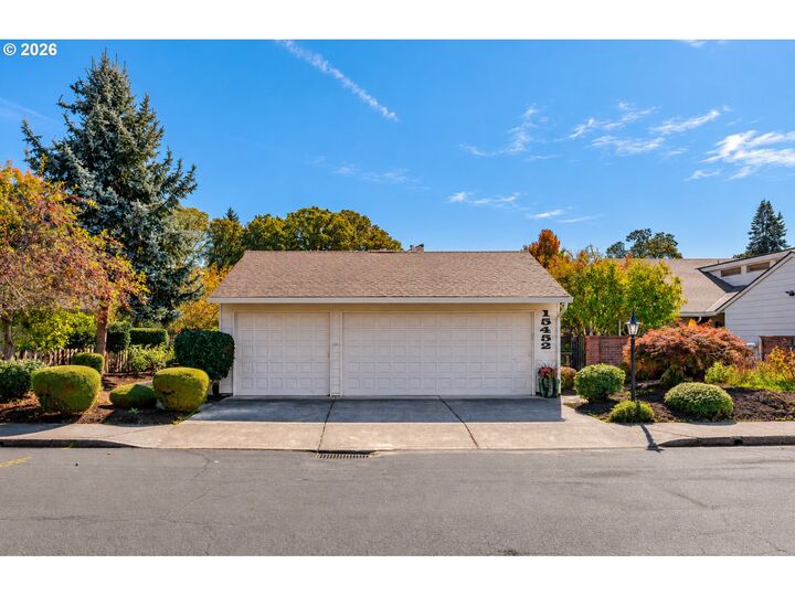 Property Photo: 15452 SW Summerfield Ln OR 97224