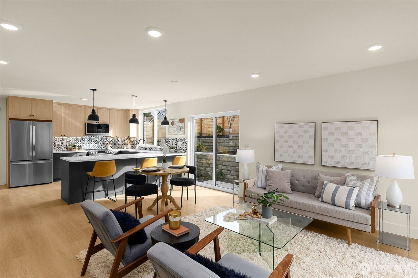Property Photo:  8126  17th Avenue SW B  WA 98106 