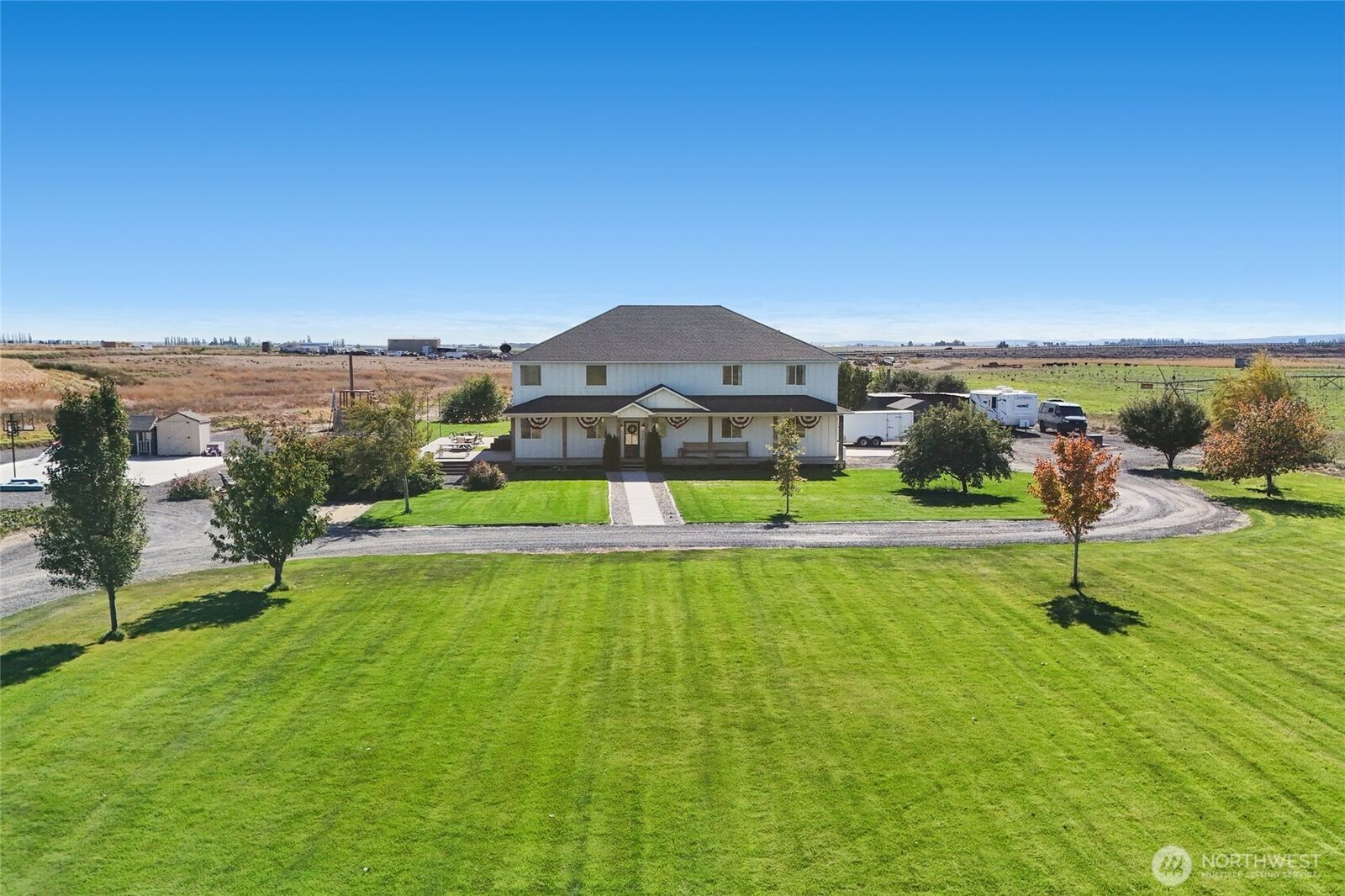 Property Photo:  14325 NE Road 1  WA 98837 
