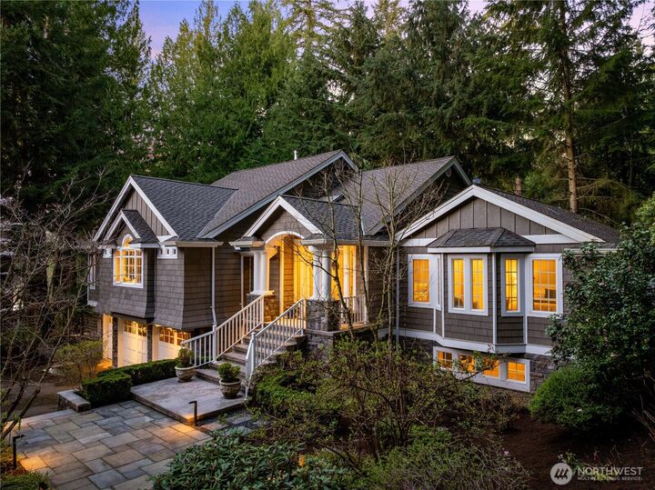 Property Photo:  25314 SE 28th Street  WA 98075 