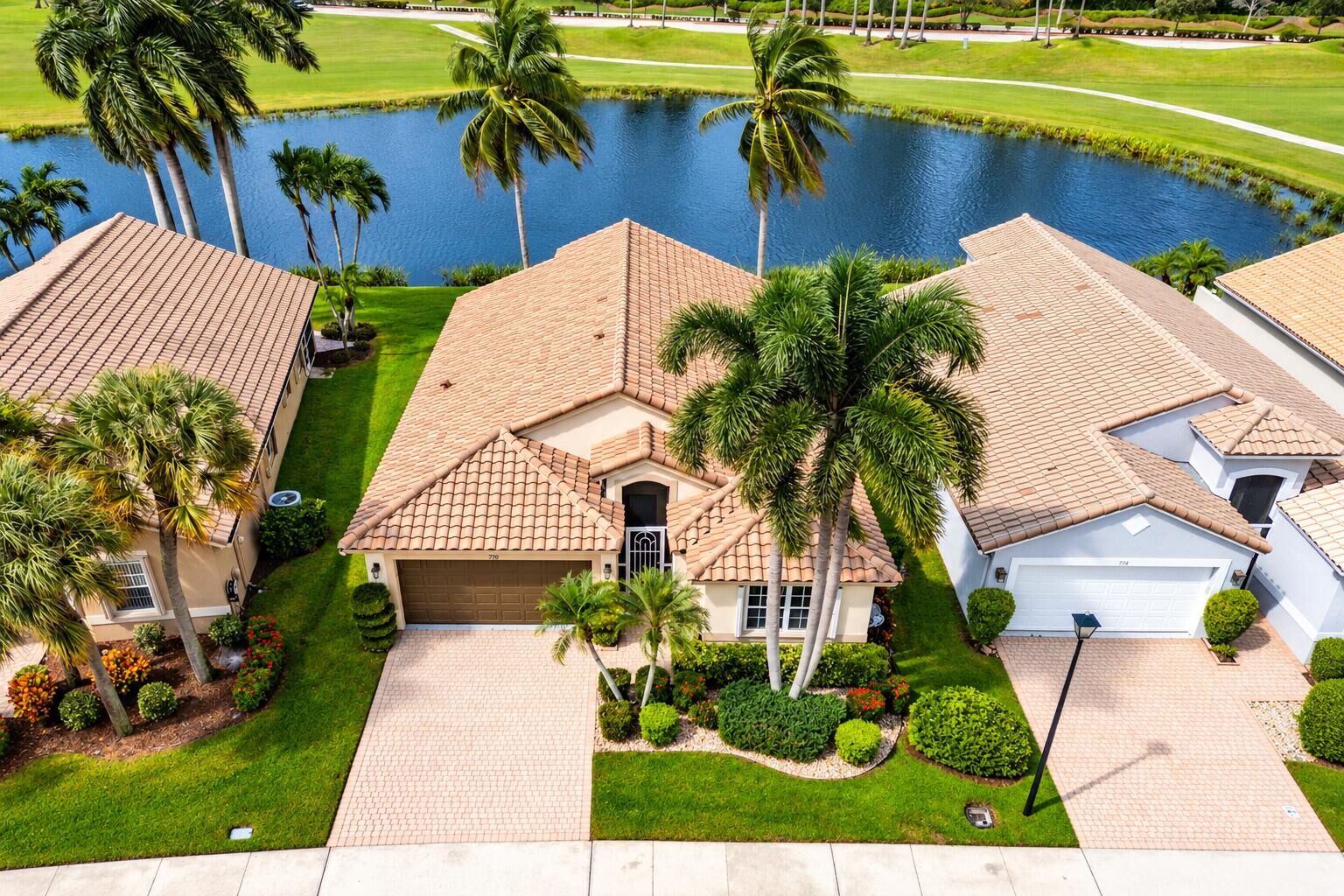 Property Photo: 7289 Haviland Circle FL 33437