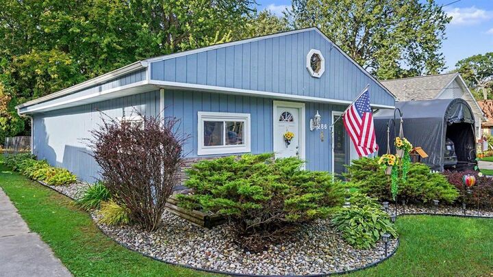 Property Photo:  286 Lagoon-Beach Drive  MI 48706 