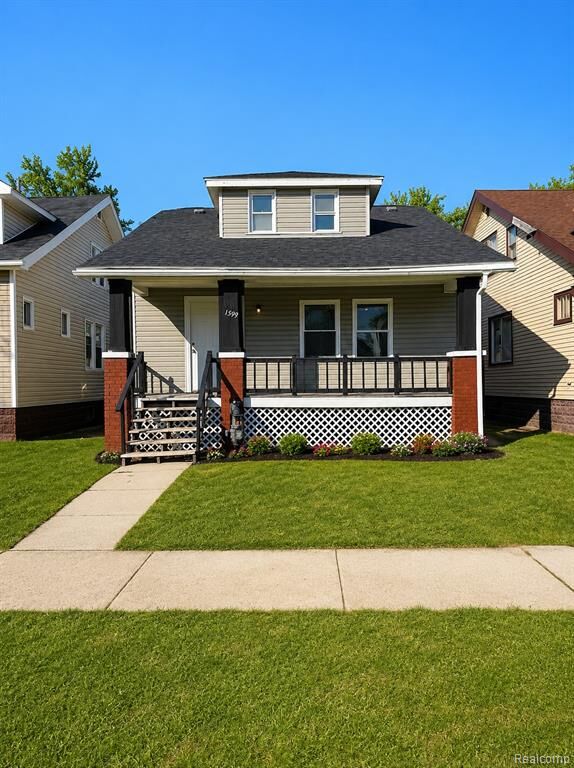 Property Photo:  13997 Cloverlawn Street  MI 48238 