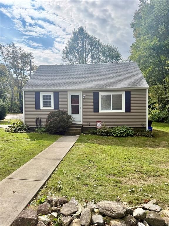 Property Photo:  36 Pettaquamscutt Lake Road  RI 02874 
