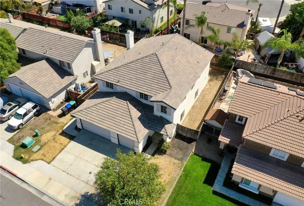 Property Photo:  4425 Oak Tree  CA 92545 