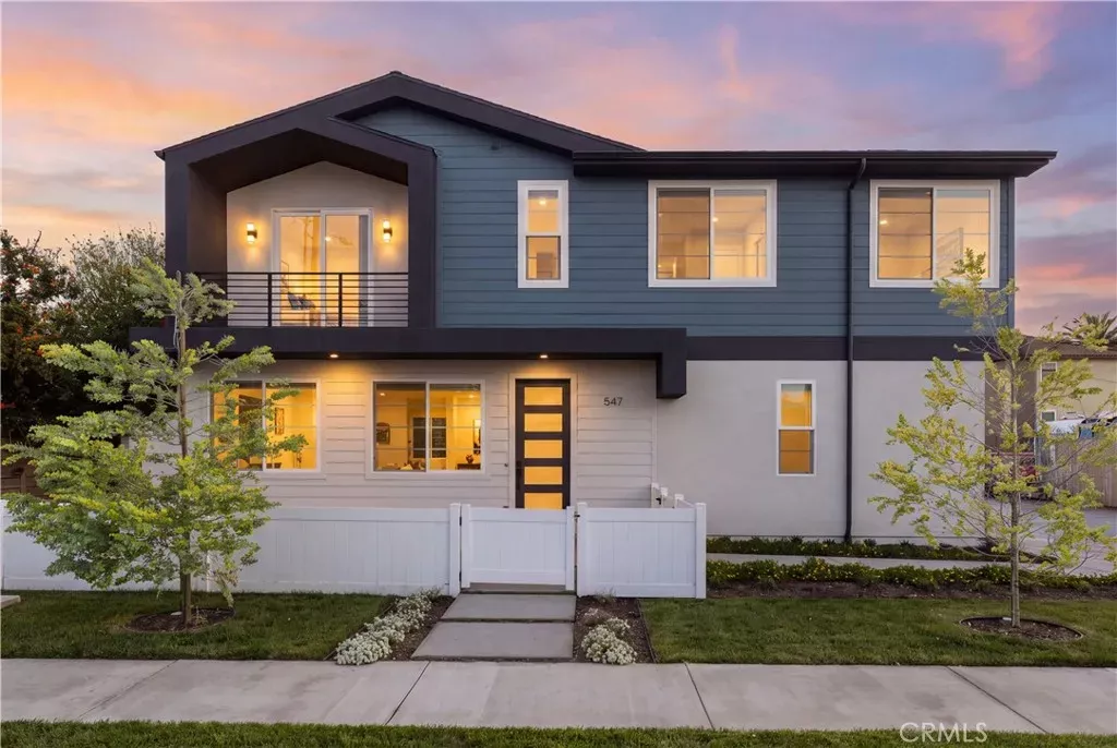 Property Photo:  547 Bernard Street  CA 92627 
