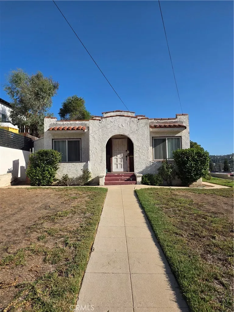 Property Photo:  4528 College View  CA 90041 
