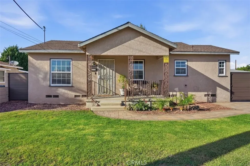 Property Photo: 9115 Walnut CA 90706
