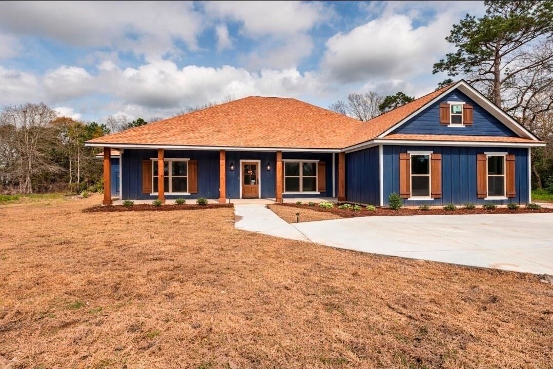 Property Photo: 7820 Tolivar Rd. TX 77713