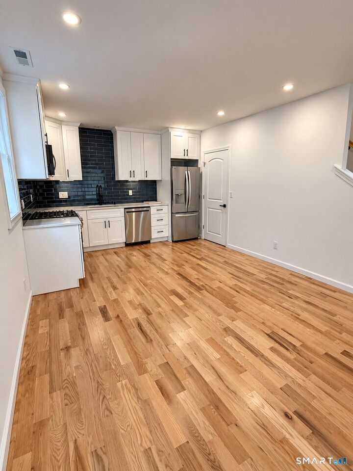 Property Photo:  270 Wells Street Rear  CT 06606 
