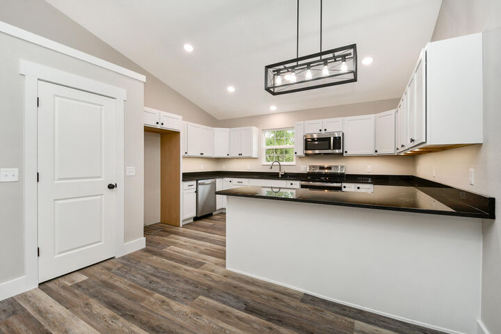 Property Photo:  2791 Maple Street  MO 65672 