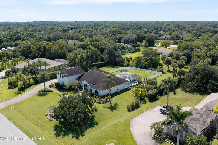 Property Photo:  3820 Ramblewood Court  FL 32934 