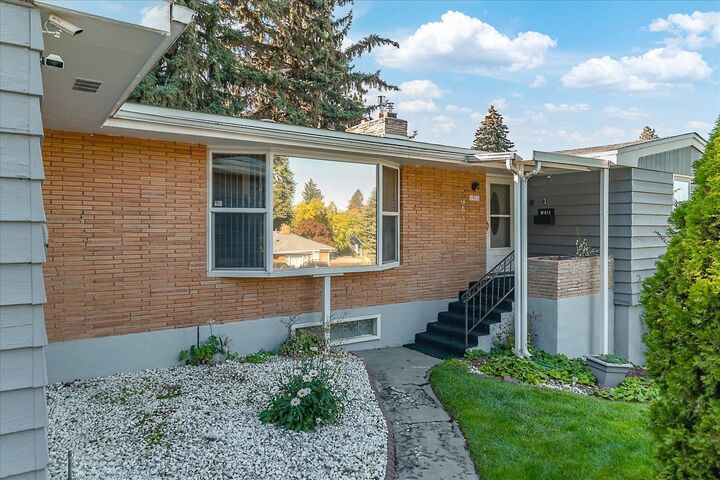 Property Photo: 1912 S Bogart Ct WA 99223
