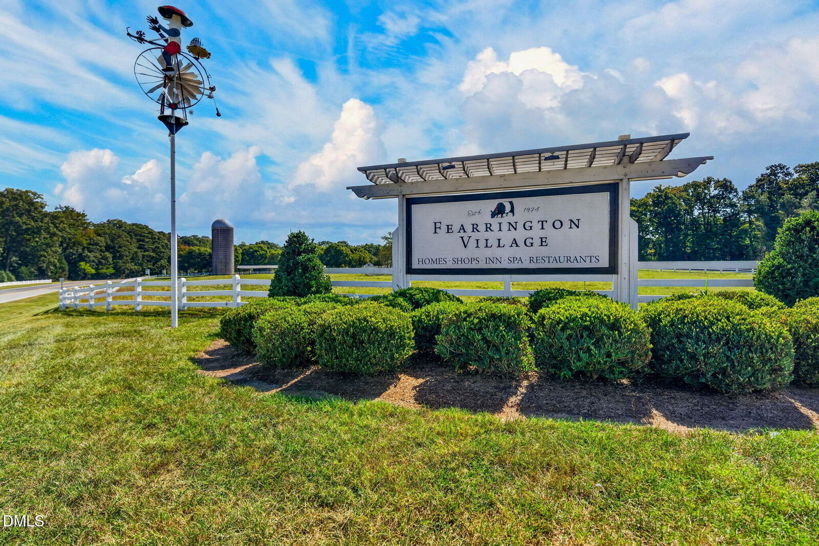 Property Photo:  401 Lyndfield Close  NC 27312 