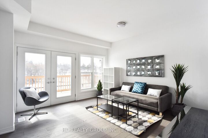 Property Photo:  2 Yans Way  ON L3R 0J8 