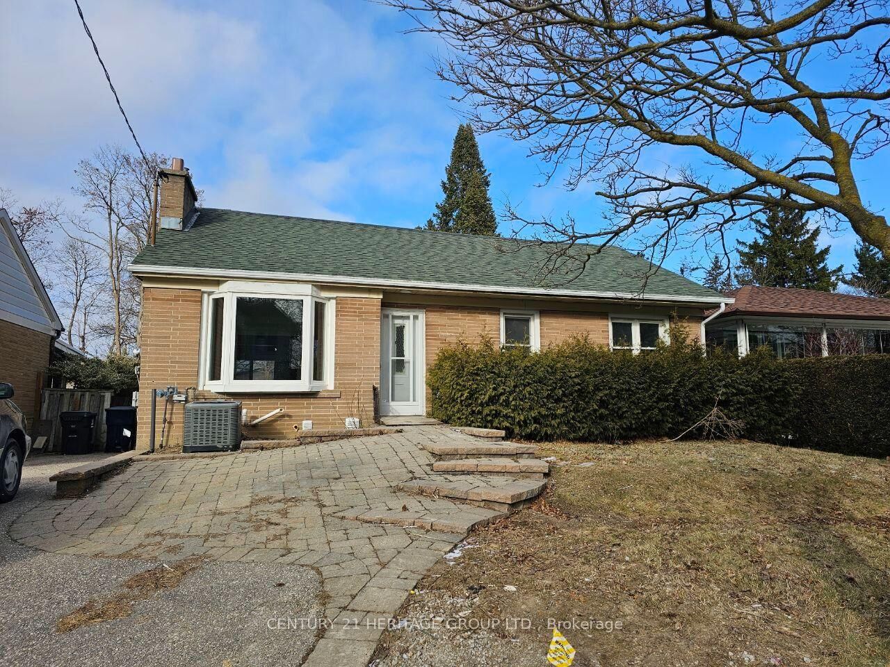 Property Photo:  126 Nipigon Avenue Basement  ON M2M 2W4 