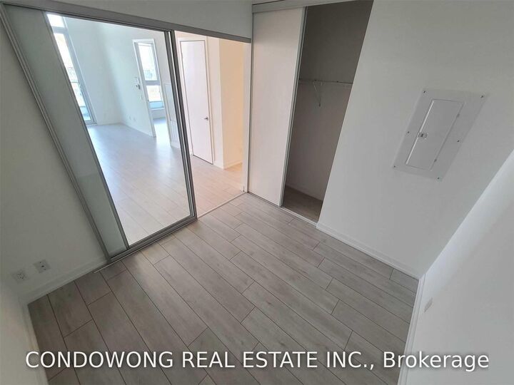 Property Photo: 950 Portage Parkway 1505 ON L4K 0J7