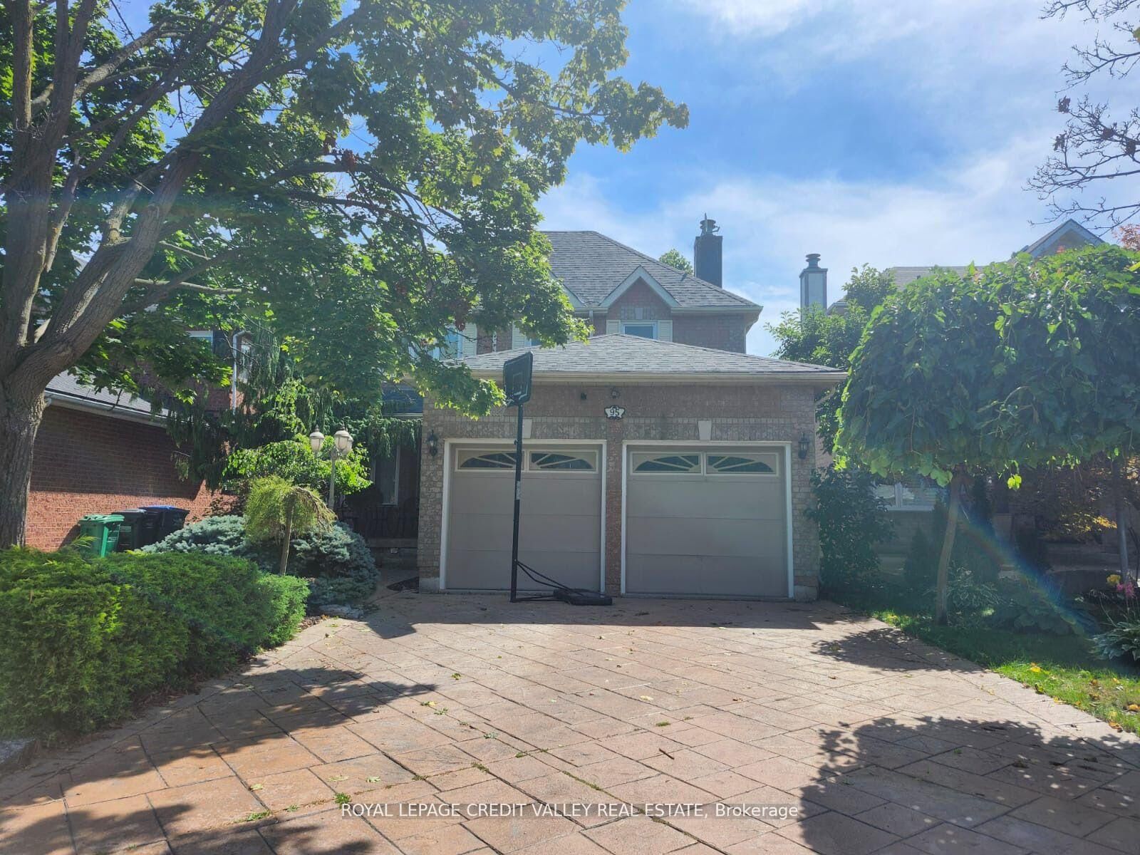 Property Photo: 95 Mullis Crescent ON L6Y 4T1