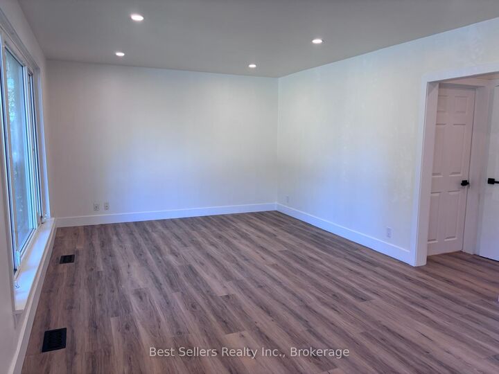 Property Photo:  767 Gaspe Avenue Main  ON L1J 1C8 