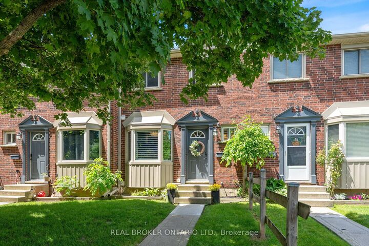 Property Photo:  149 Brantwood Park Road  ON N3P 1X9 