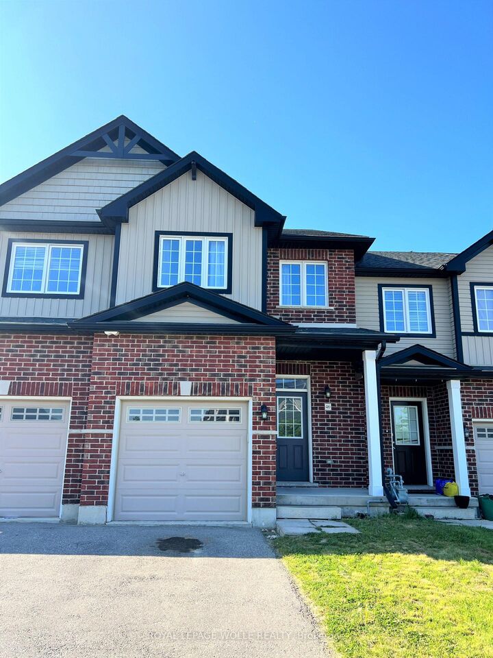 Property Photo:  46 Renfrew Street  ON N2R 0G5 