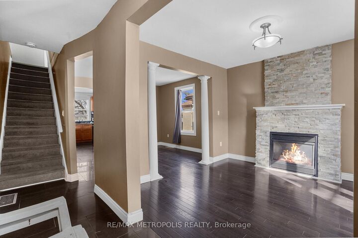 Property Photo:  201 Bay Street N  ON L8R 2R1 