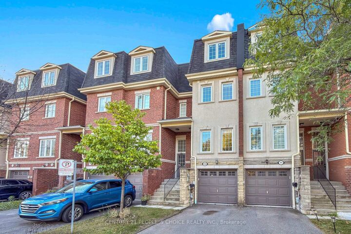 Property Photo:  435 Hensall Circle 106  ON L5A 4P1 