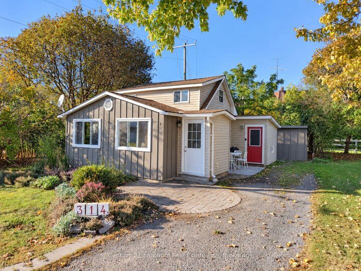Property Photo:  314 Second Avenue  ON K0K 3L0 