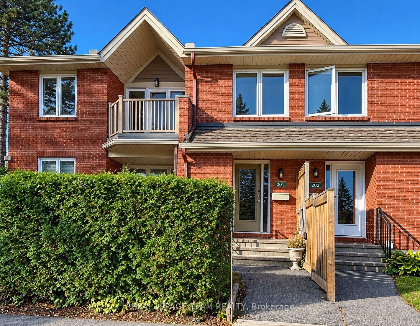 Property Photo:  455 Canteval Terrace 201  ON K4A 2C5 