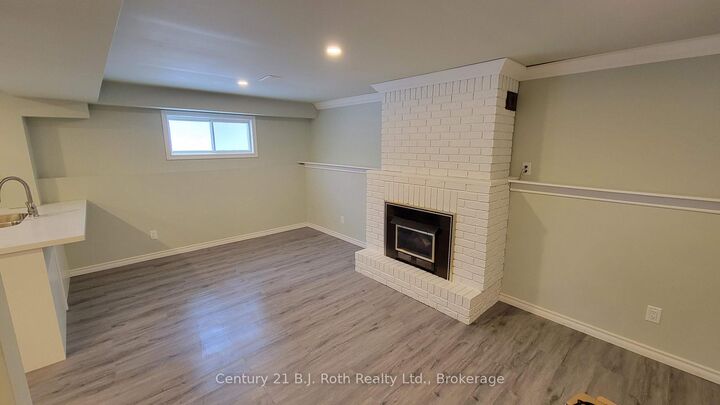 Property Photo:  12 Shannon Street Lower  ON L3V 6L7 