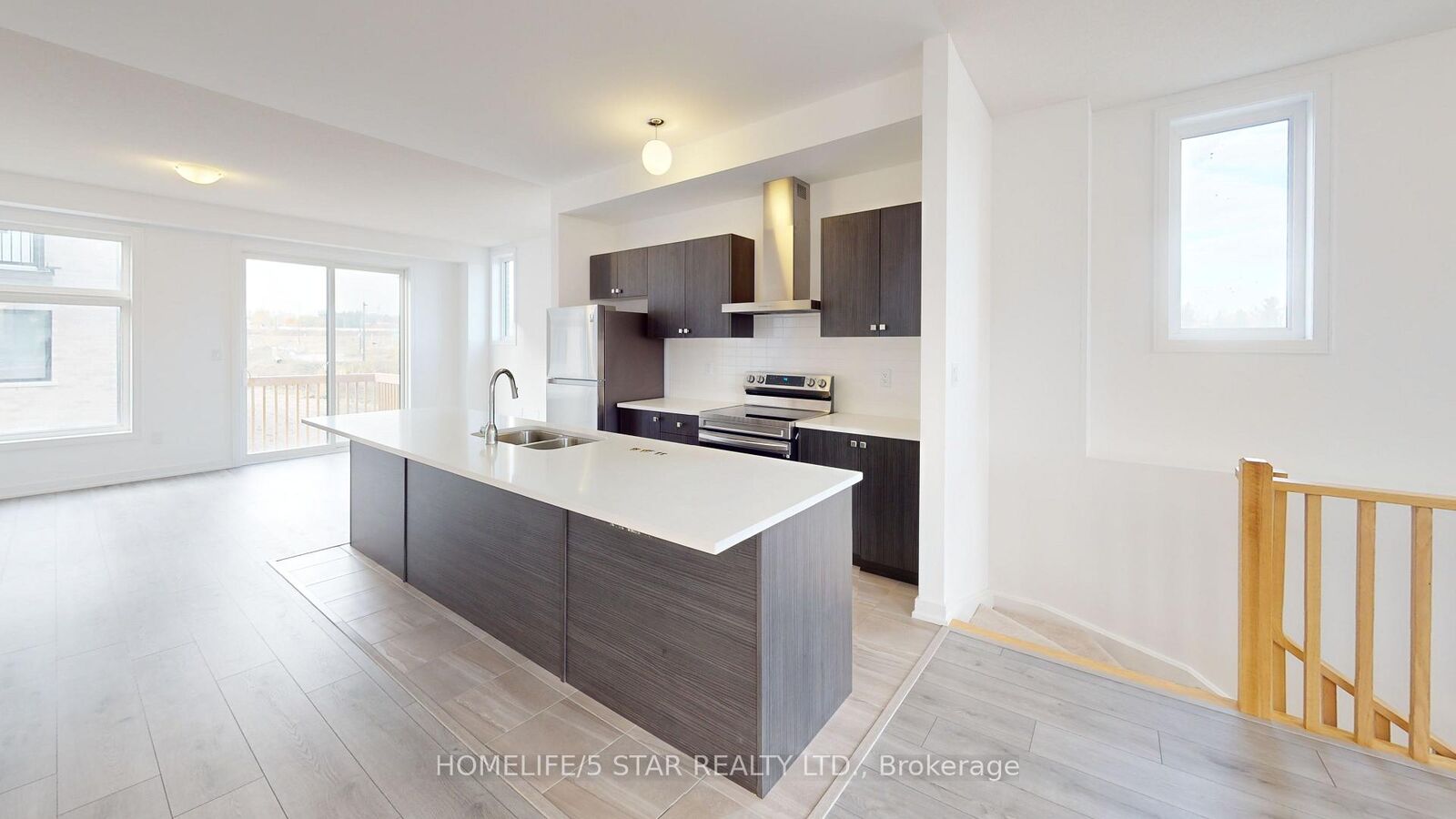 Property Photo:  143 Blue Forest Crescent  ON L9J 0N5 
