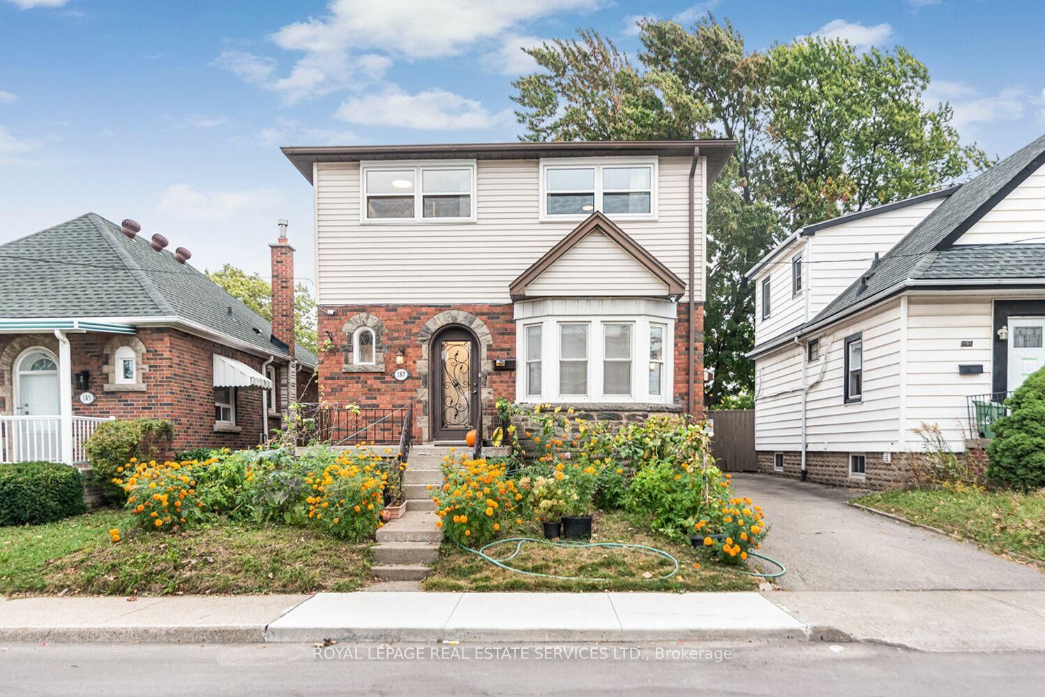 Property Photo:  187 West 2nd Street  ON L9C 3G2 