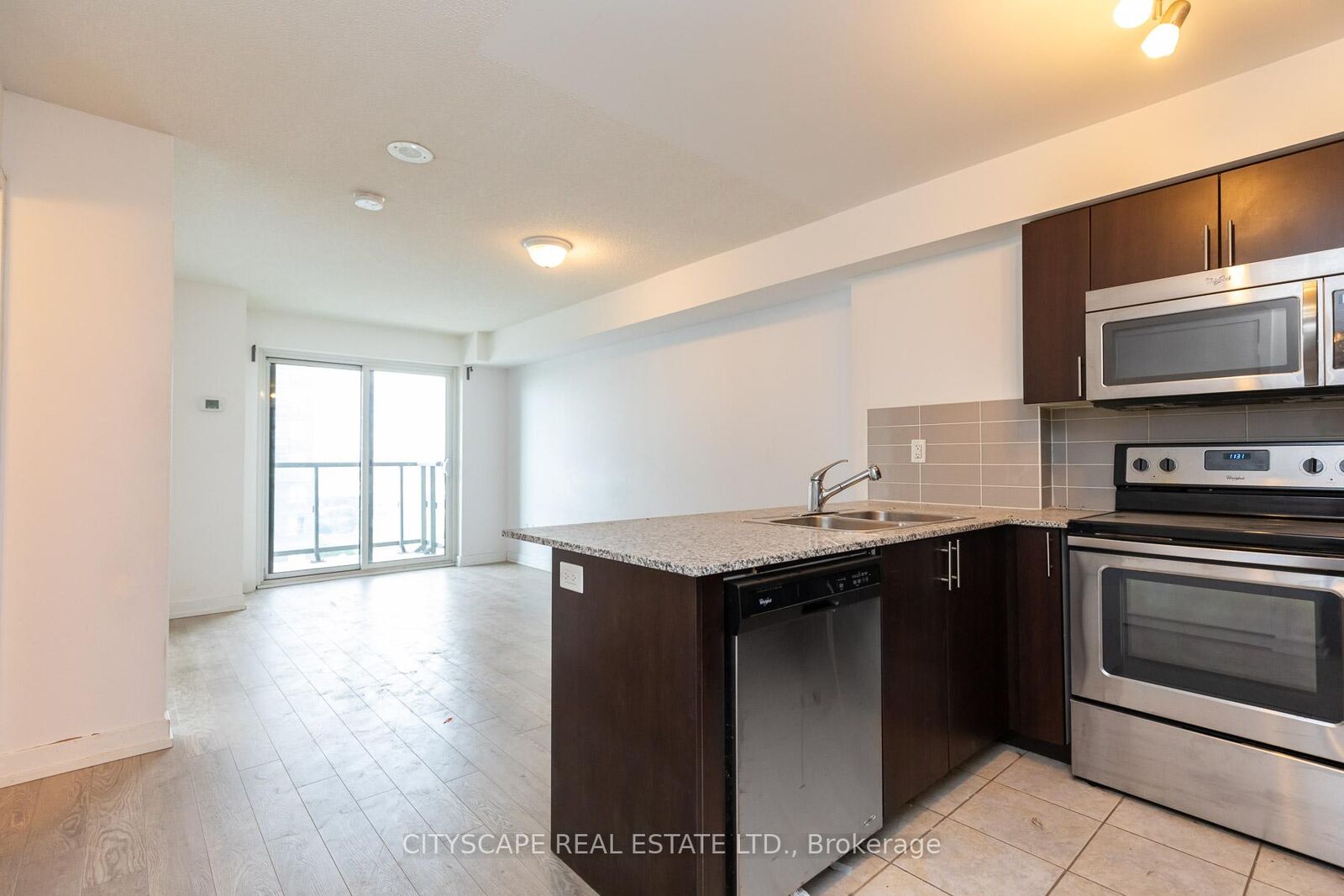 Property Photo:  1410 Dupont Street 1808  ON M6H 0B6 