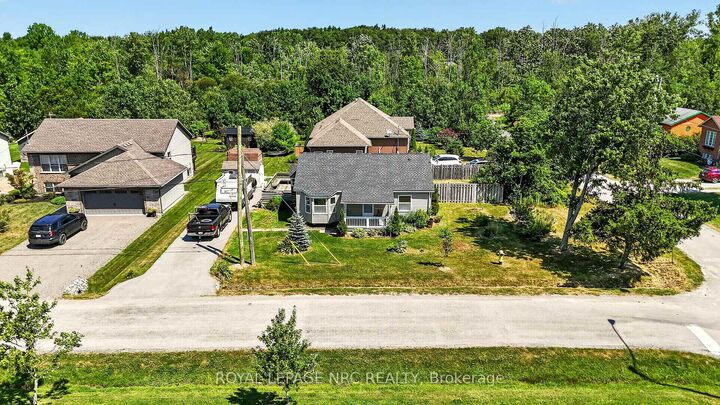 Photo de la propriété:  2964 Hyman Avenue  ON L0S 1N0 