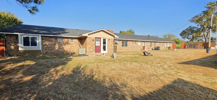 Property Photo:  107903 4570 Road W  OK 74955 