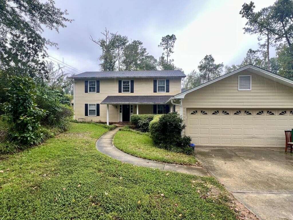 Property Photo:  4 Winding Cir  GA 31602 