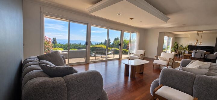 Property Photo:  1098 Hillside Road  BC V7S 2E9 