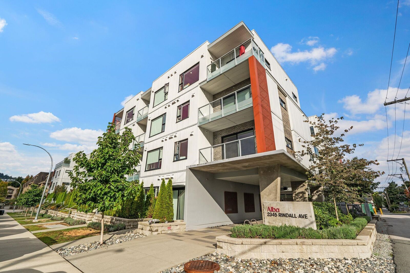 Property Photo:  2345 Rindall Avenue 204  BC V3C 0T1 