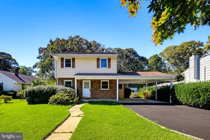 Property Photo: 501 Owens Way MD 21146