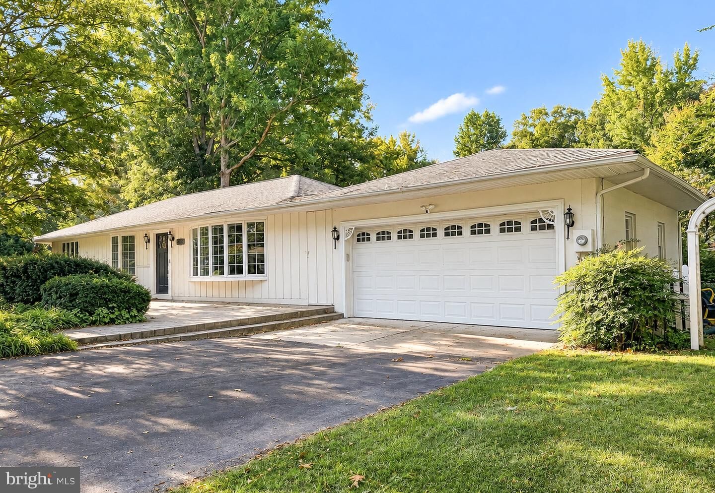 Property Photo: 45517 Holly Road MD 20653