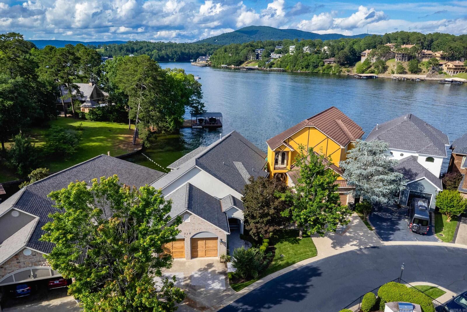 Property Photo: 329 Paradise Point AR 71913