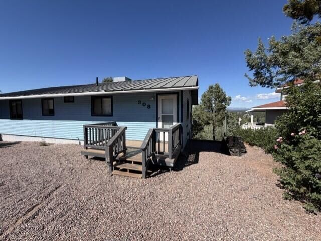 Property Photo:  308 E Ridge Lane  AZ 85541 
