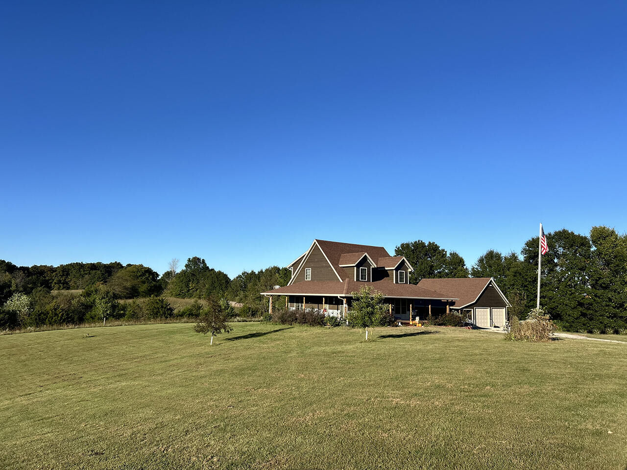 Property Photo:  1375 State Route U  MO 65230 